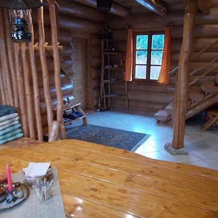 Sruby Suchy - Velky Srub Pro 9 Osob Tatil Evi *