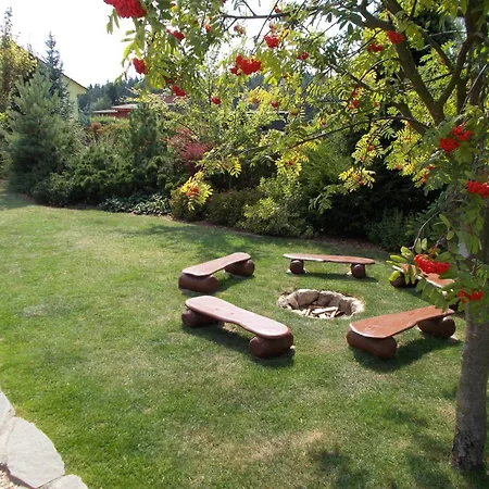 Tatil Evi Sruby Suchy - Velky Srub Pro 9 Osob Velenov